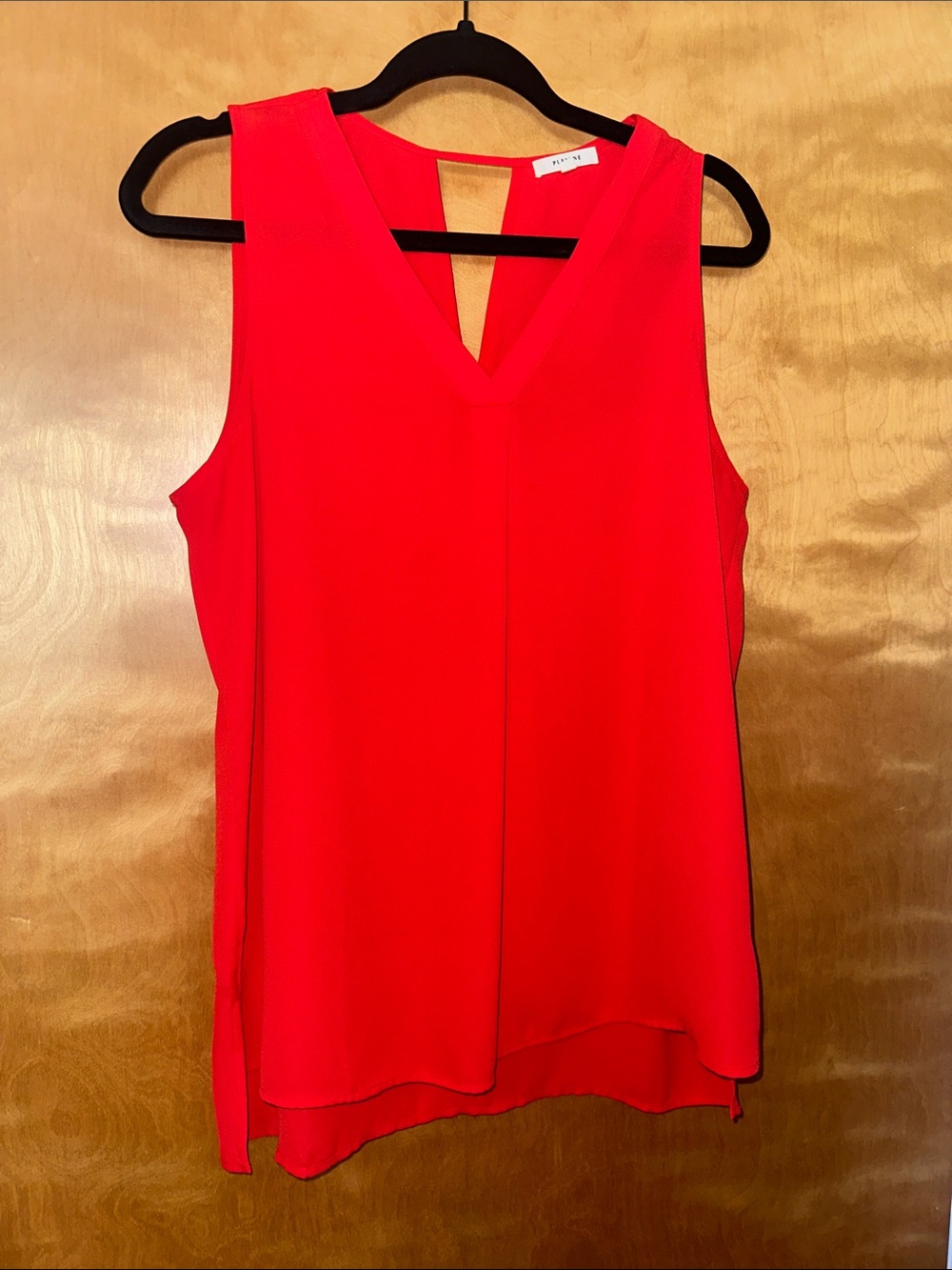 Pleione Red Sleeveless V-Neck Camisole